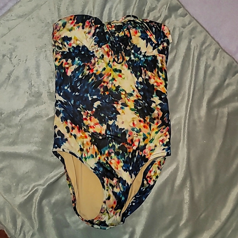 Brand New J.Crew One Piece Bathing 🩱 Suit